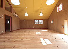 南部赤松（ナンブアカマツ）無垢フローリング　施工写真