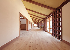 南部赤松（ナンブアカマツ）無垢フローリング　施工写真