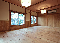 南部赤松（ナンブアカマツ）無垢フローリング　施工写真