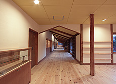 南部赤松（ナンブアカマツ）無垢フローリング　施工写真