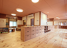 南部赤松（ナンブアカマツ）無垢フローリング　施工写真