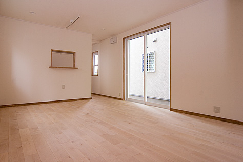 樺（カバ/バーチ）無垢フローリング　施工写真