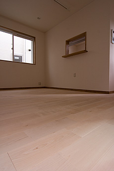 樺（カバ/バーチ）無垢フローリング　施工写真