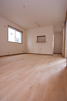 樺（カバ/バーチ）無垢フローリング　施工写真