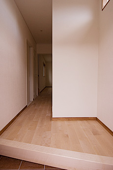 樺（カバ/バーチ）無垢フローリング　施工写真