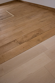 樺（カバ/バーチ）無垢フローリング　施工写真