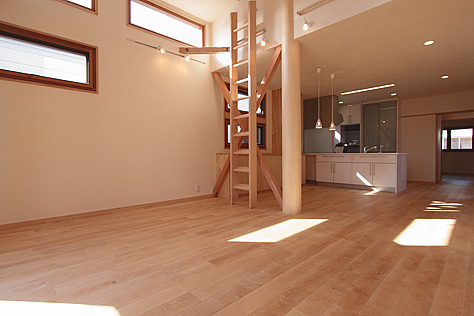 樺（カバ/バーチ）無垢フローリング　施工写真