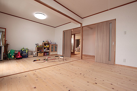 桧（ひのき）無垢フローリング　施工写真