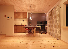 桧（ひのき）無垢フローリング　施工写真