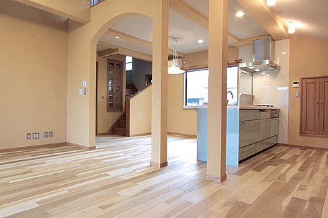 国産　朴の木（ホオノキ） 無垢フローリング　施工写真