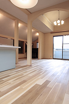 国産　朴の木（ホオノキ） 無垢フローリング　施工写真