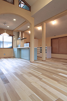 国産　朴の木（ホオノキ） 無垢フローリング　施工写真