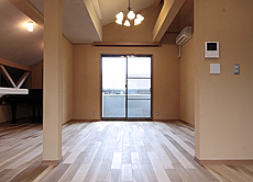 国産　朴の木（ホオノキ） 無垢フローリング　施工写真