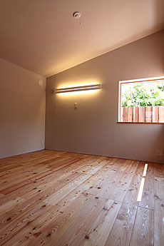 唐松（カラマツ・ラーチ）無垢フローリング　施工写真