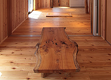 唐松（カラマツ・ラーチ） 無垢フローリング 施工写真