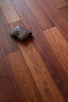 花梨（カリン）　無垢フローリング　施工写真