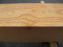 写真：欅（ケヤキ）框材