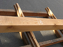 写真：欅（ケヤキ）框材