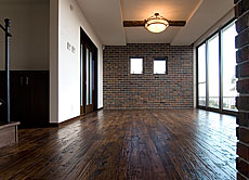 アンティーク調 栗（くり） 無垢フローリング 施工写真