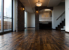 アンティーク調　栗(くり) 無垢フローリング 施工写真