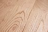 写真：栗（くり） 浮造り 無垢フローリング