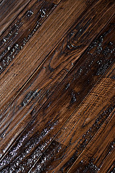 写真：アンティーク調 栗（くり） 無垢フローリング