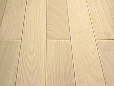 写真：国産 栗（くり） 無垢フローリング 施工イメージ