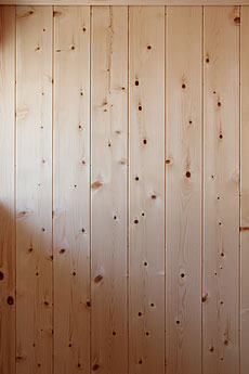 槙（まき） 無垢羽目板 施工写真