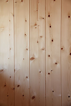 槙（まき）無垢羽目板　施工写真