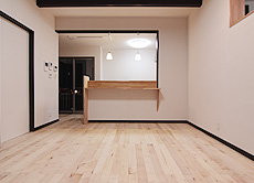 ヨーロピアン・メープル（シカモア）無垢フローリング　施工写真