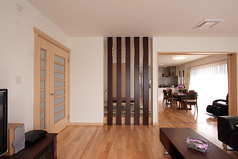 カエデ（メープル）床暖房対応 無垢フローリング　施工写真