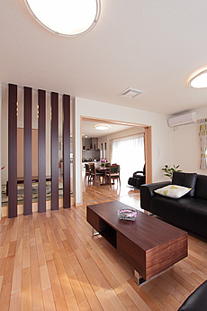 カエデ（メープル） 床暖房対応 無垢フローリング 施工写真