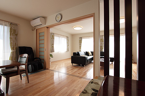 カエデ（メープル）床暖房対応 無垢フローリング　施工写真