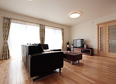 カエデ（メープル）床暖房対応 無垢フローリング　施工写真