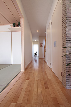 カエデ（メープル）床暖房対応 無垢フローリング　施工写真