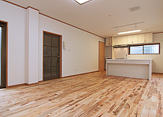 カエデ（メープル）無垢フローリング　施工写真