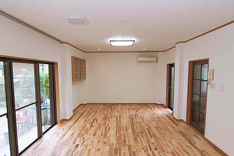 カエデ（メープル）無垢フローリング　施工写真