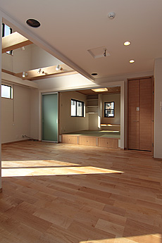 カエデ（メープル）無垢フローリング　施工写真