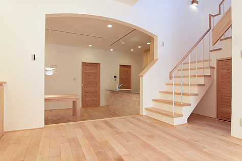 国産　板屋楓（イタヤ カエデ）無垢フローリング　施工写真