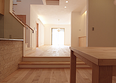 国産　板屋楓（イタヤ カエデ）無垢フローリング　施工写真