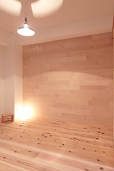 国産　板屋楓（イタヤ カエデ）無垢フローリング　施工写真