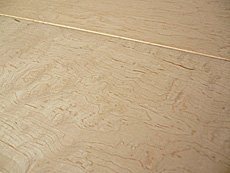 写真：カエデ（メイプル）　バーズアイ（鳥眼杢）