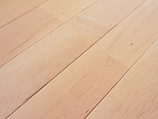 写真：板屋楓（かえで）無垢フローリング　無塗装・UNI・小節