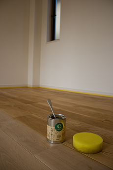 写真：未晒し蜜ロウワックス