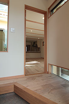 楢（なら／オーク） 無垢フローリング　施工写真