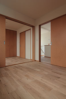 楢（なら／オーク） 無垢フローリング　施工写真