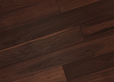 写真：ブラウン オーク　無垢フローリング