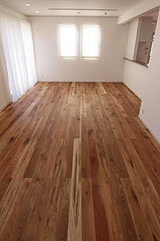 楢（なら／オーク） 無垢フローリング　施工写真