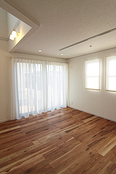 楢（なら／オーク） 無垢フローリング　施工写真