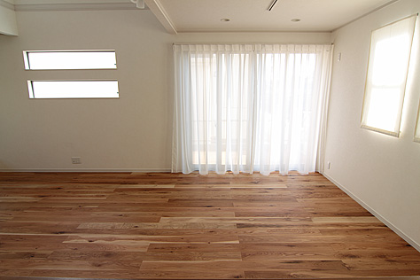 楢（なら／オーク） 無垢フローリング　施工写真